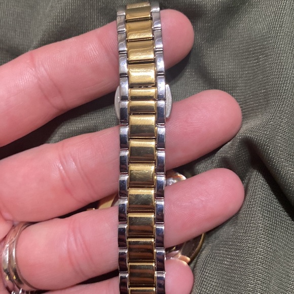 NWOB and Tag, Kate Spade Watch - Picture 6 of 7